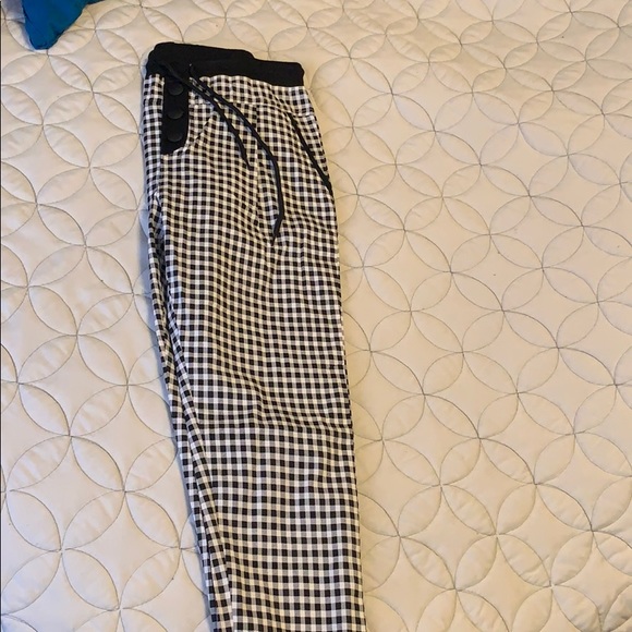 Pants - Picture 3 of 7